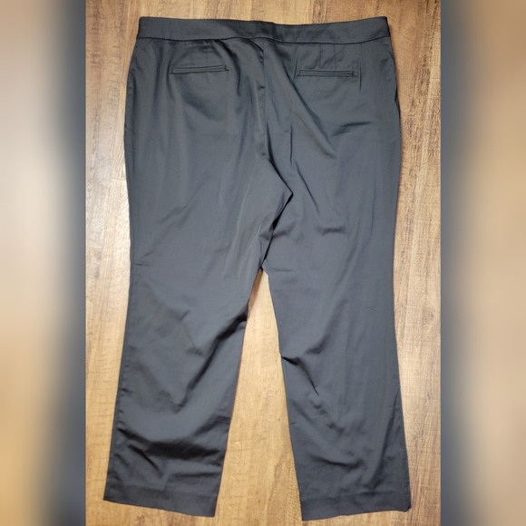 FREE W BUNDLE Addition Elle satin pants - Picture 11 of 11